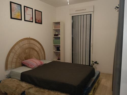 Mina Home