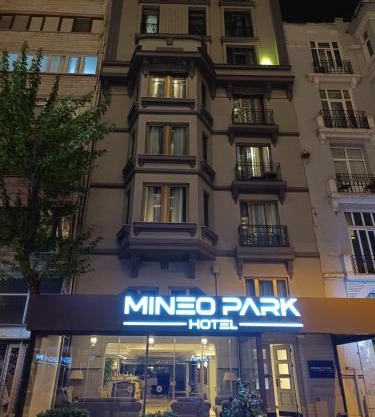 Mineo Park Hotel