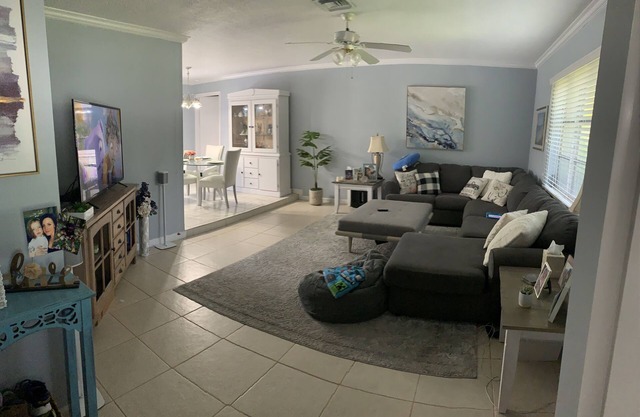 Minutes from the beach, shopping and dining! Location, location, location!