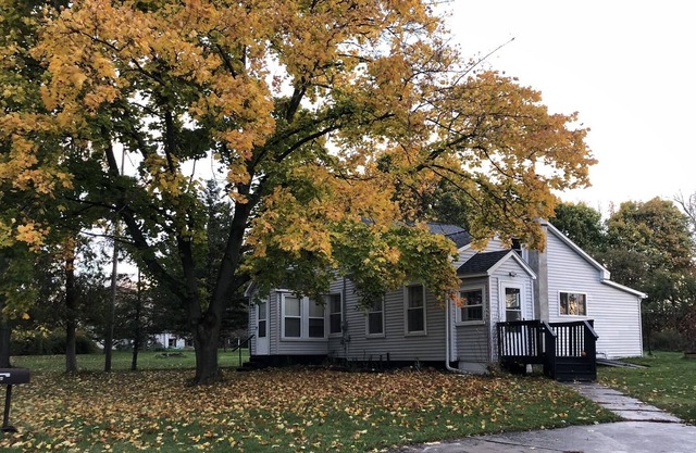 Minutes to Cayuga Lake, Cornell, IC, museums and wineries