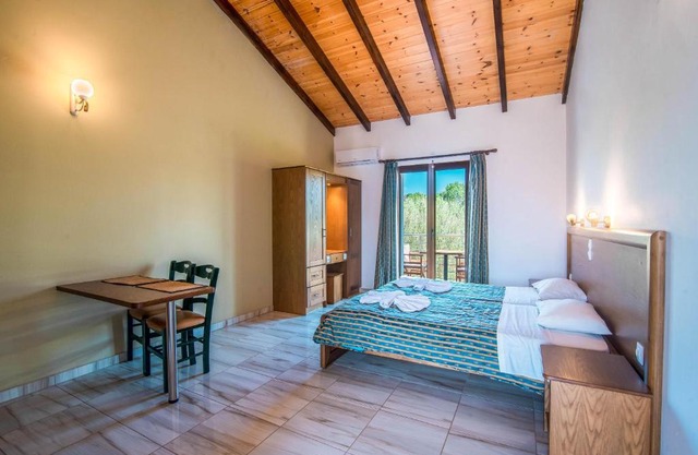 Mirage Arillas Studio Type C18