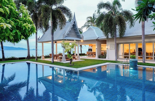 Miskawaan Beachfront Villas