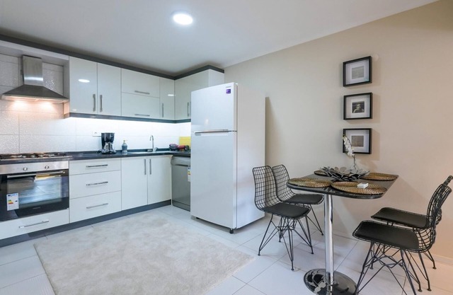 Missafir Excellent Flat Near Hadrian s Gate