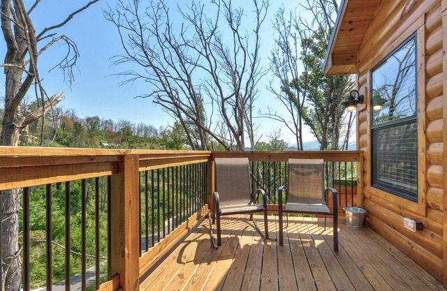 Misty Hollow by Jackson Mountain Rentals