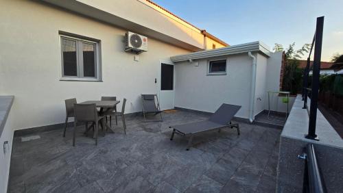 Mivia Holiday Home