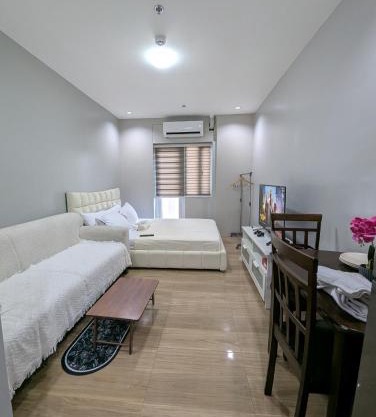 Miya's Crib Staycation B