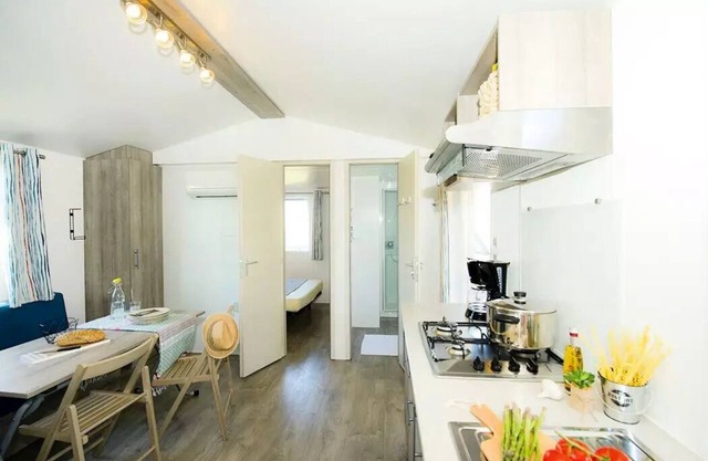 Mobil-home | Comfort XL | 2 Bedrooms | 4/6 persons | Raised terrace