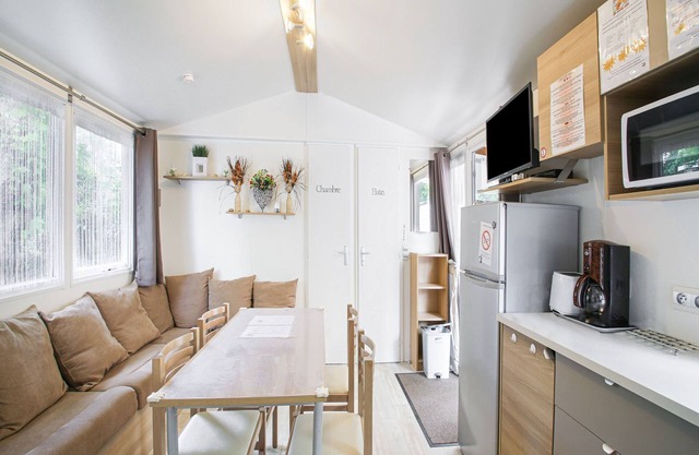 Mobile Home Saint Jean near Demoiselles Beach