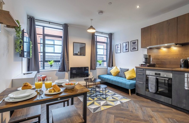 Modern 1-bed in Birmingham's Jewellery Quarter