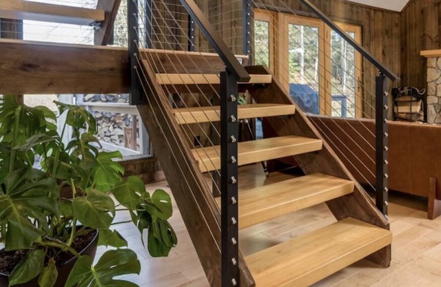 Modern 3-bedroom A-frame in Londonderry, VT