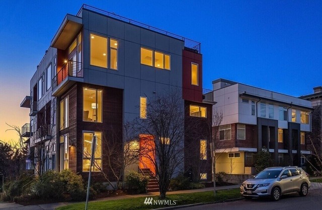 Modern 3BR/3BA Townhome - Charming Capitol Hill location