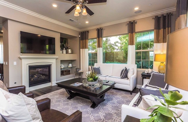 Modern 4BR Luxury Irvine Home｜Private Pool & Backyard｜BBQ｜Family-Friendly #3276