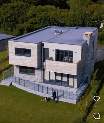 Modern 5 Bedroom Luxury Home with Sea Views and Hot Tub