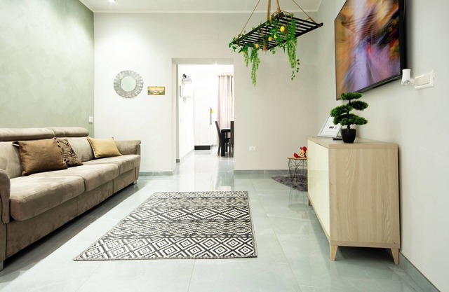 Modern and air-conditioned * 1 floor.