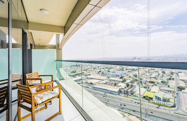 Modern and Cozy Condo With City Views