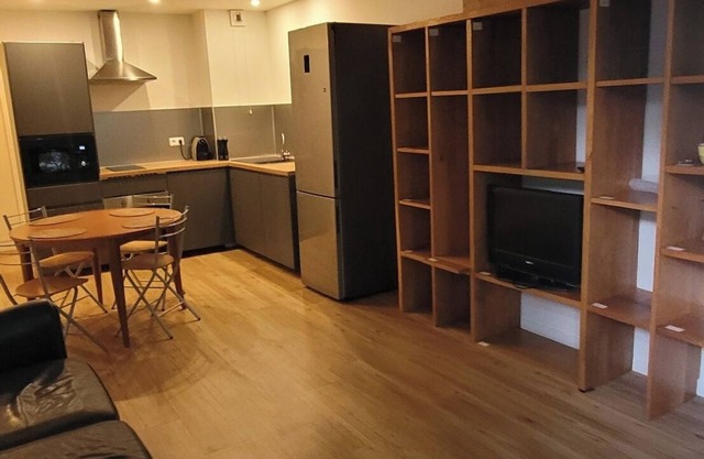 Modern apartment near RER A