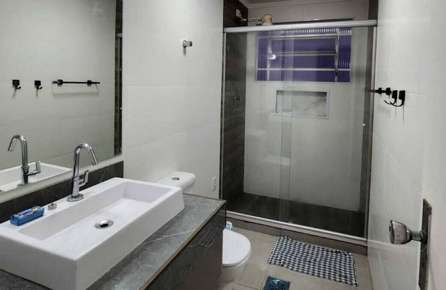 Modern apartment close to Enseada beach