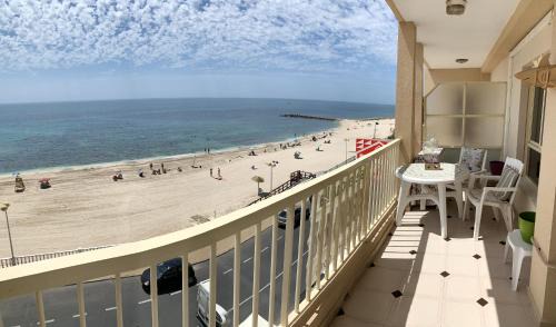 Modern apartment in Torrevieja with sea view, 120 m²