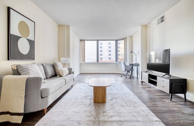 Modern Bethesda 1BR w/Concierge, Gym, W/D, walk to Metro, by Blueground
