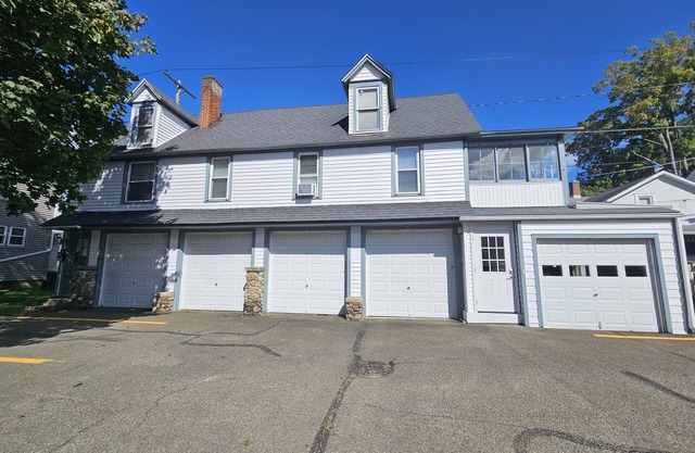 Modern Carriage House