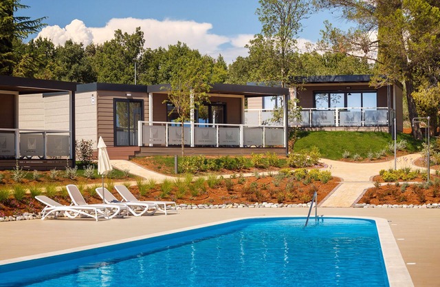 Modern chalet only 11 km from Porec