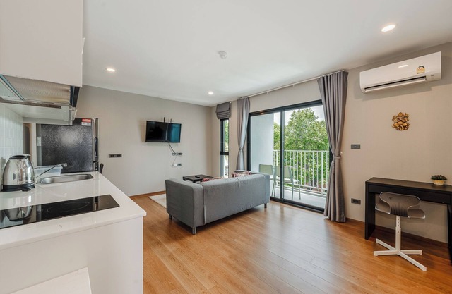 Modern Condo Walk to Rawai Beach C188