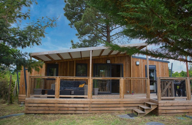 Modern Cottage in Gujan-Mestras, Terrace, Air Conditioning, and Close to Golf