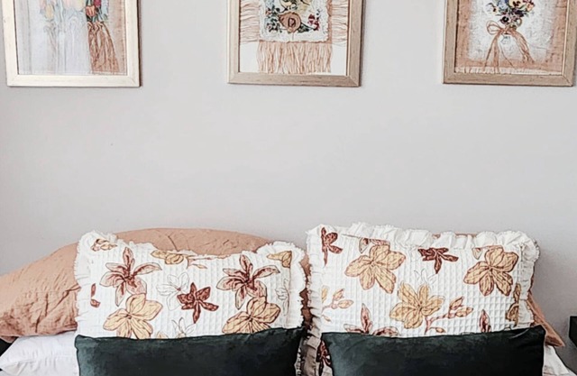 Modern, cozy and equipped shelter.relax in this space in a comfortable bed.