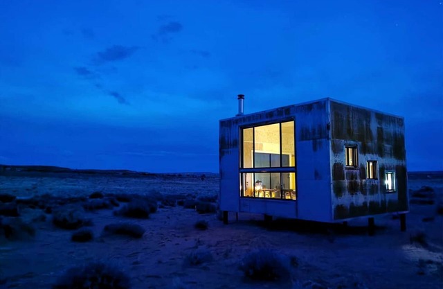 Modern Cubed Cabin Accommodation for a Getaway near the Grand Canyon, Arizona