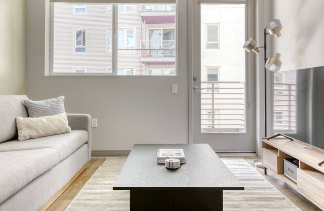 Modern Downtown 2BR w/ Pool, W/D & Gym, near 7th St Metro, by Blueground