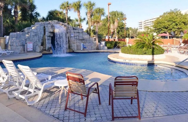 Modern Family-Friendly Unit near Disney World