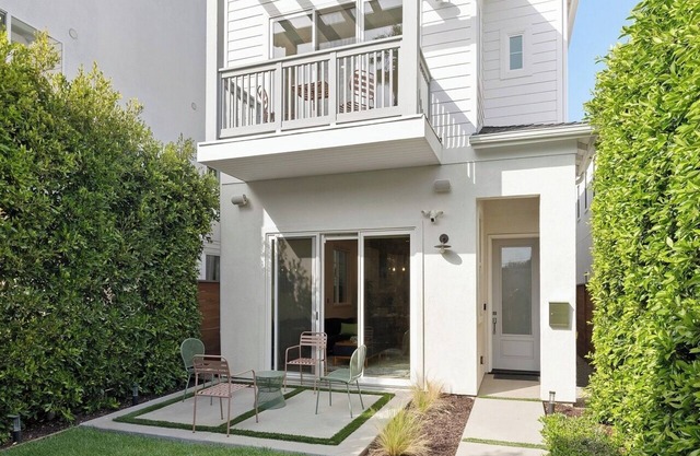 Modern LA Oasis near Beaches, Culver City, Venice, Sofi, Santa Monica, and LAX