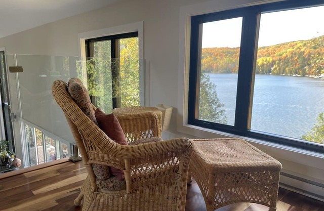 Modern Lake House — 50 min from Ottawa!