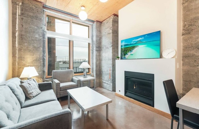 Modern, Lux Tacoma 2BR/2BA Fit for Long Term - 21