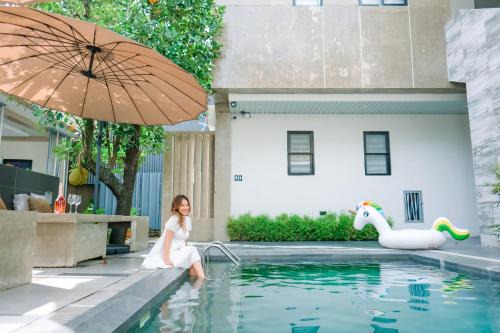 Modern Luxury Villa with pool breakfast included