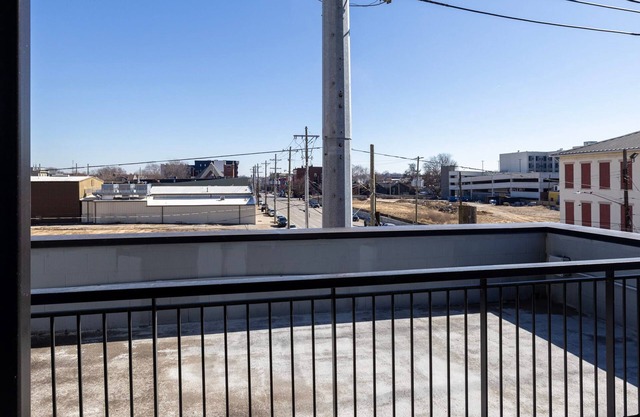 Modern Nulu 2BR Cozysuites 04