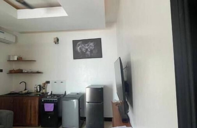 MODERN ONE BEDROOM