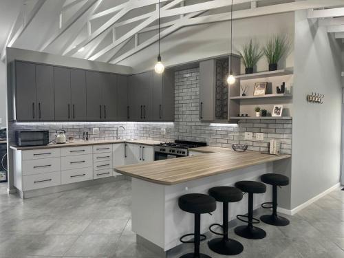 Modern Retreat in Jeffreys Bay