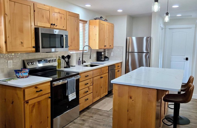 Modern River Condo/Silver Mt./Hiawatha/Cda River