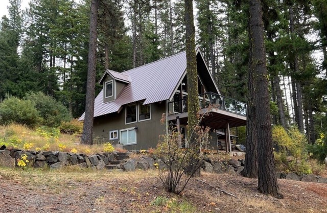 Modern rustic cabin w/room to spread out & relax - 5 mins from Lake Cle Elum!