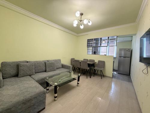 Modern Stylish Living, 1-Bedroom Nearby City Center