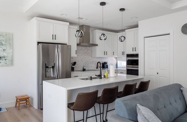 Modern Townhome | Rooftop + Backyard & Garage #2