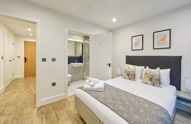Modern Two-Bedroom Haven in Colindale