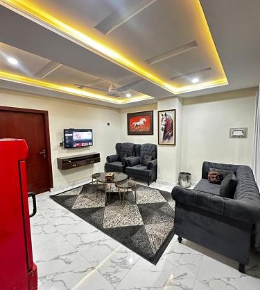 Modern vault