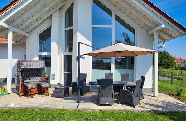 Modernes Ferienhaus mit Kamin, Garten und Eigener Sauna - Ferienhaus Meerfreude