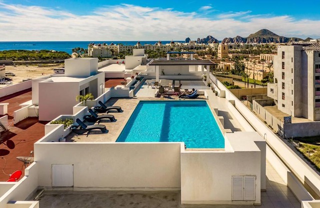 Moderno condo de 1 rec con alberca 5 mins a playa 103b