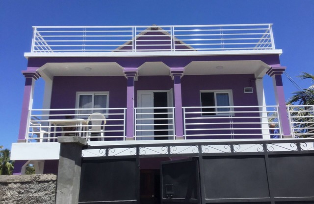 Moisette welcomes you to the first floor of a new house located
