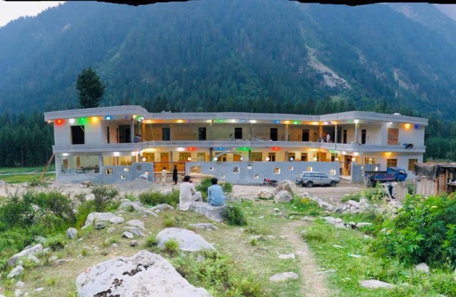 Mom Touch Hotel