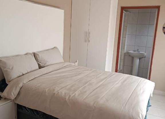 Monate things guest house