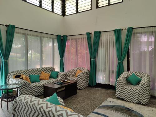Monica's Cottage Diani Beach Kenya